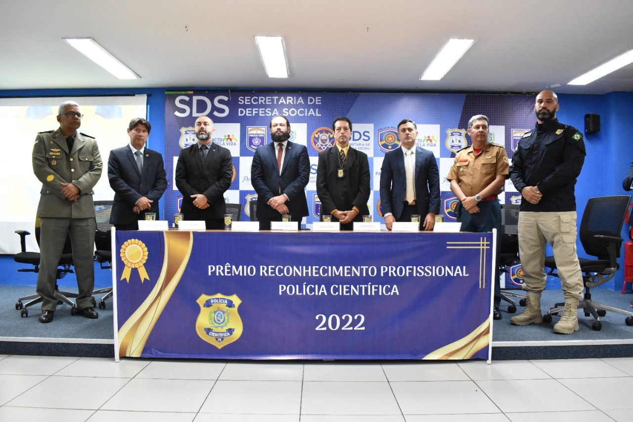 Servidores e autoridades da SDS são homenageados durante Prêmio Reconhecimento Profissional Polícia Científica 2022